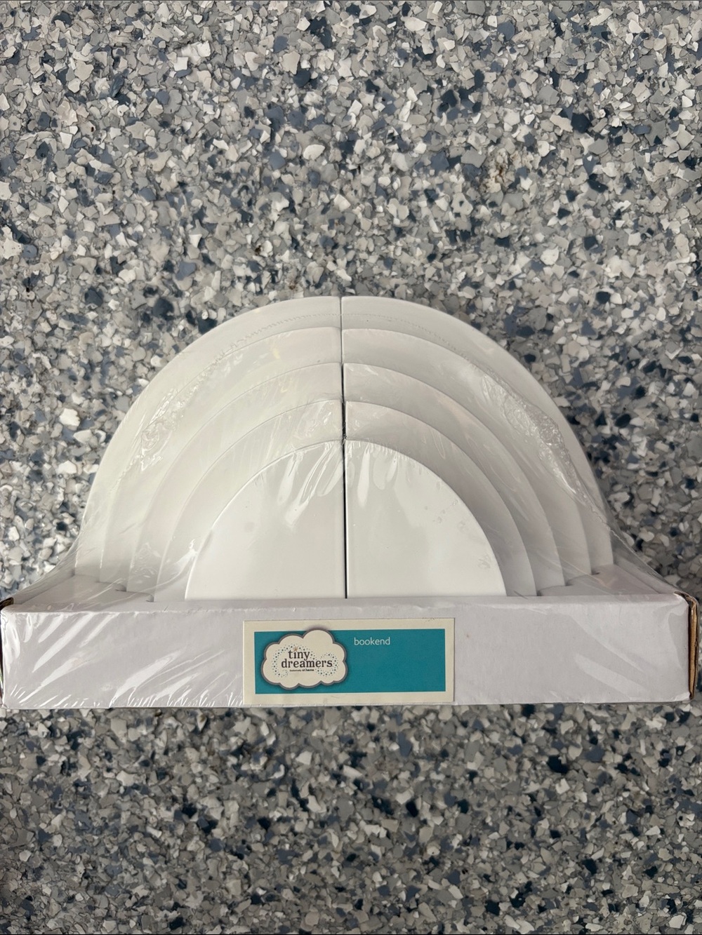 NWT Tiny Dreamers White Rainbow Bookends